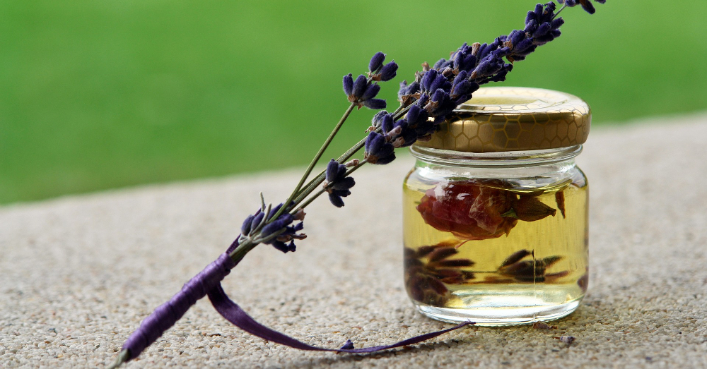 essential oil tincture of rose and lavender