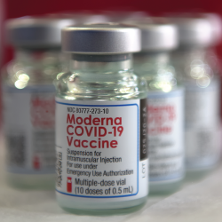 moderna_covid_vaccine_250x250
